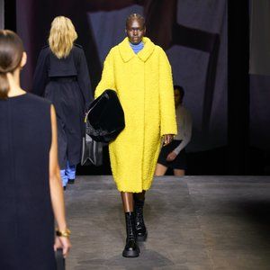 COS Wool ** TEDDY ** coat. Size 6